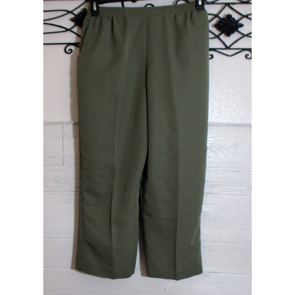 Alfred Dunner Pull On Pants Women's Size 10P Green Tapered Leg